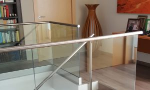 Barana acer inoxidable i vidre